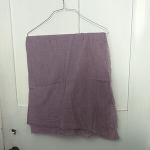 Universal Threads Multi-use Mauve Bohemian Scarf. Gently used.